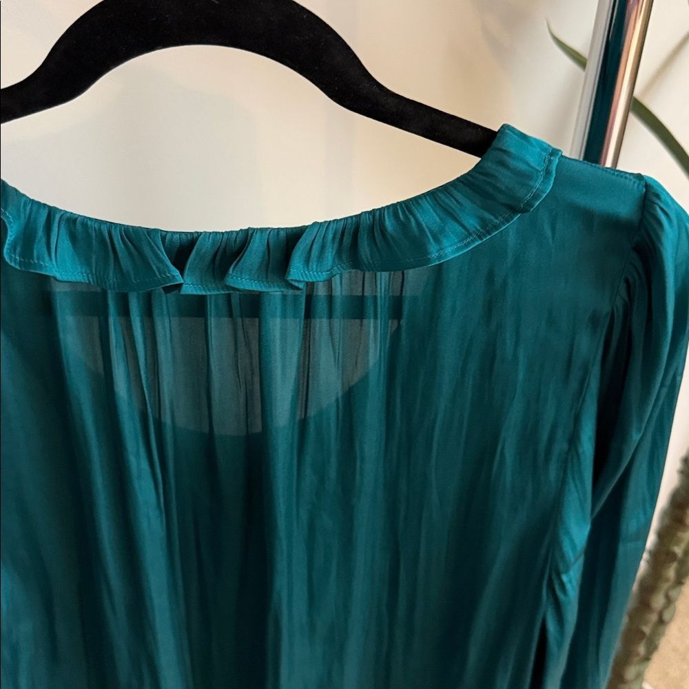 J. Crew Ruffleneck top Large - Picture 6 of 6